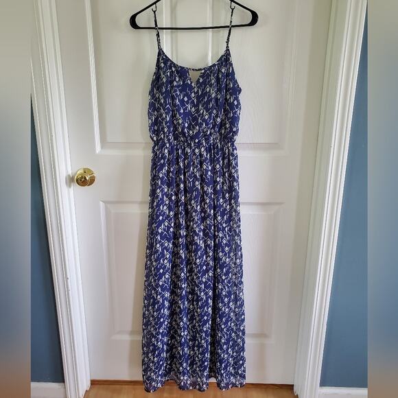one clothing Dresses & Skirts - One Clothing Blue and White Spaghetti Strap Sundress. #SW